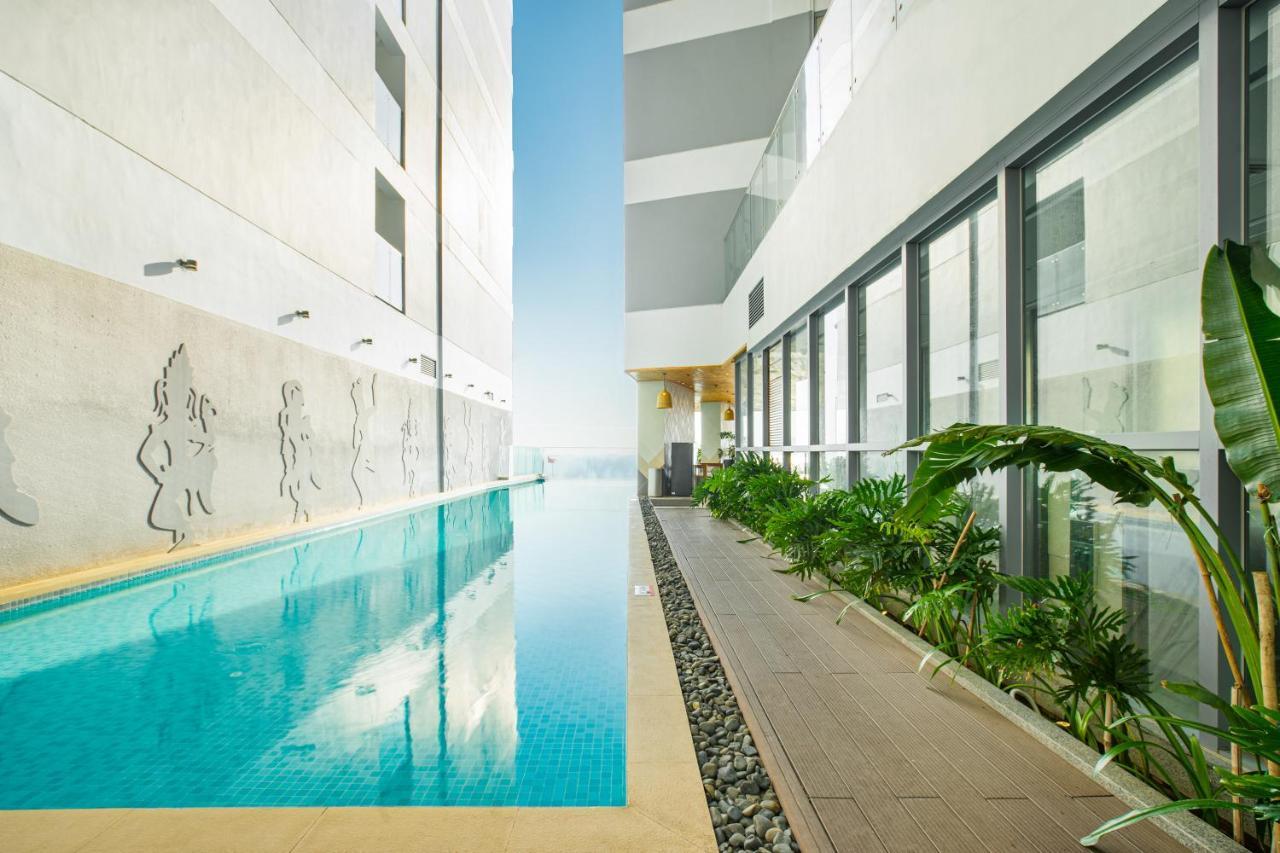 Panorama Oceanic Grand Residences Nha Trang Exterior photo