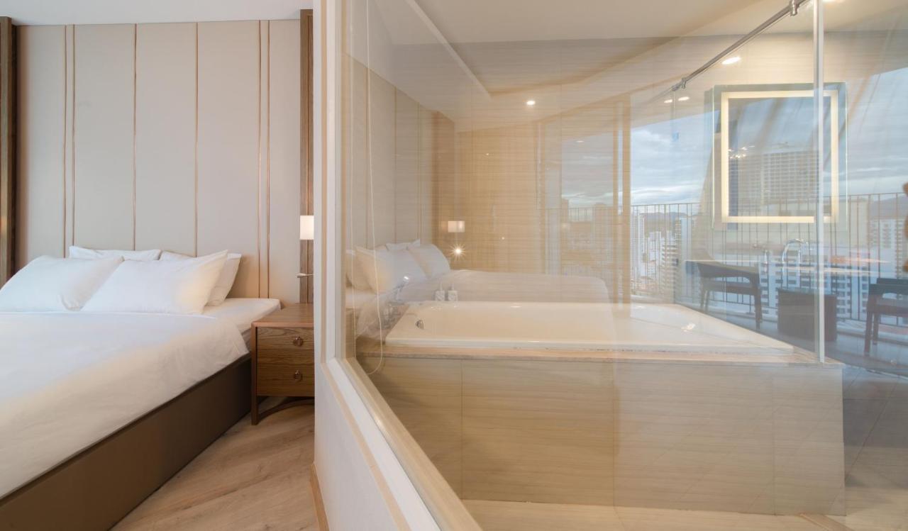 Panorama Oceanic Grand Residences Nha Trang Exterior photo